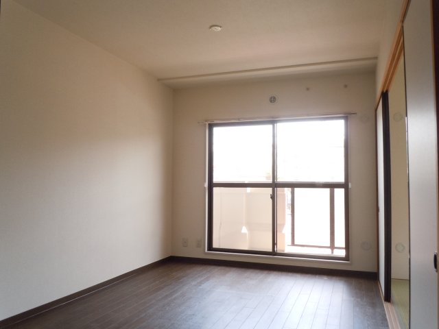 ＣＥＲＥＺＡ　ＳＡＫＡＭＯＴＯ0301号室 洋室１　※現況優先