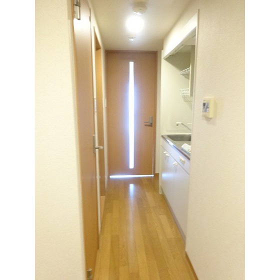 Supreme　Tsukishima 廊下