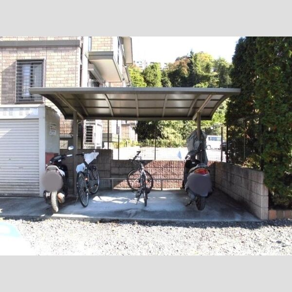 リ・ヴラン 駐輪場