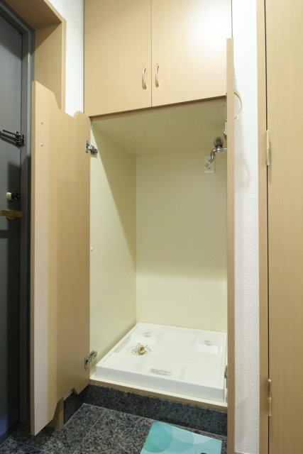 ルーブル西馬込壱番館 室内洗濯機置場