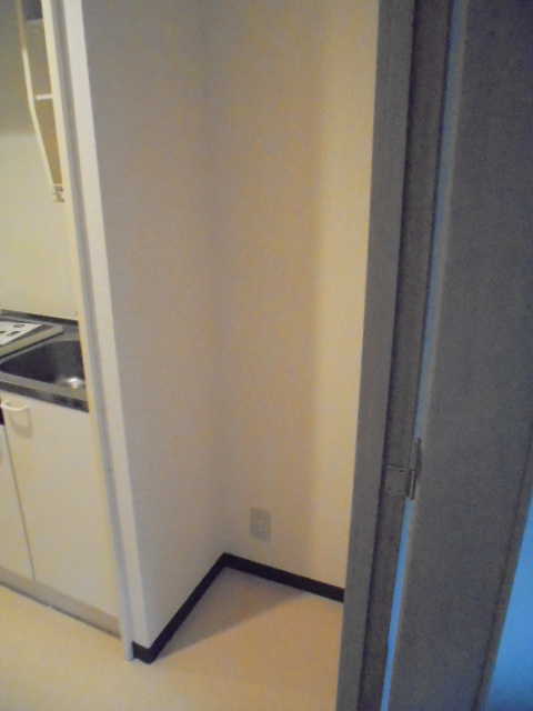 スカイコート新宿第８102号室 冷蔵庫置き場