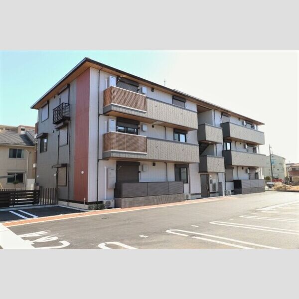 プラヴールの外観画像