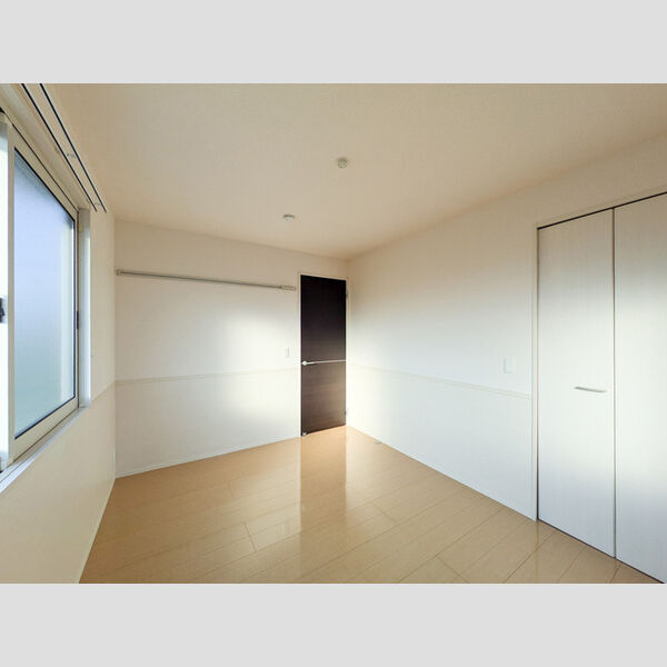 Sky ルーム　Ⅲ301号室 同建物別部屋の参考画像