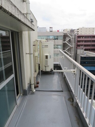 プレジデントハイツ五反田 バルコニー　※2022年4月撮影