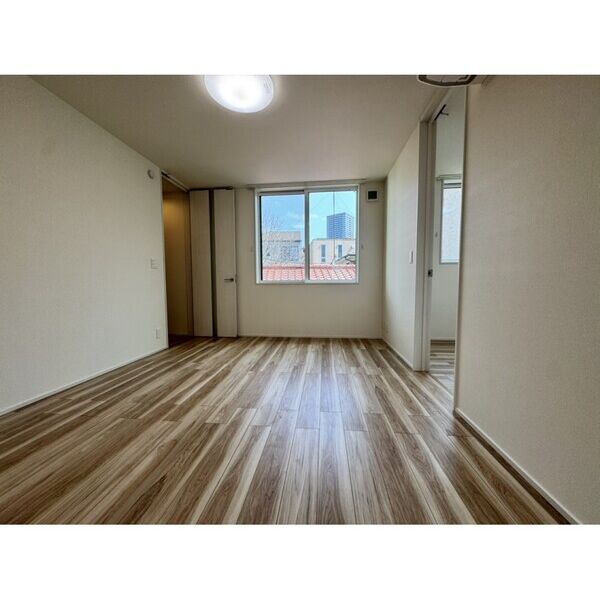 モデラート大崎201号室 リビング