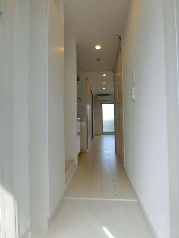 リブリ・渡田向町 玄関