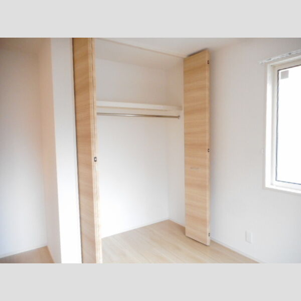 SAKURA TERRACE102号室 クローゼット