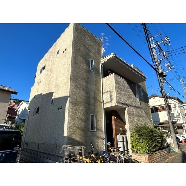 コンフォートメゾン東平賀205号室 外観