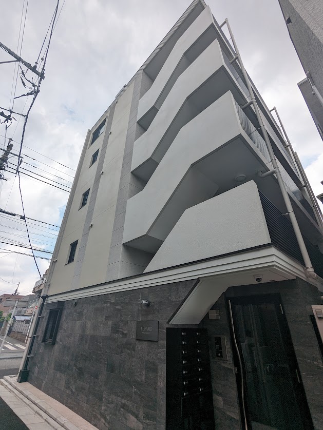 エルファーロ駒沢公園Ⅱ 外観