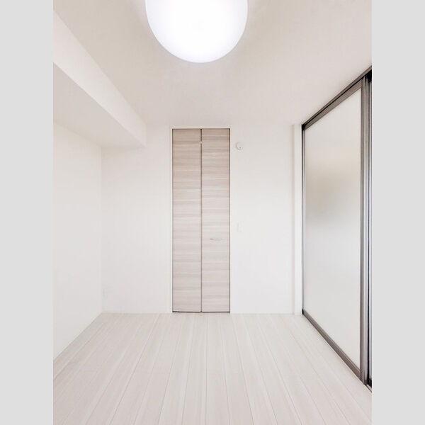 ソレイユ102号室 洋室