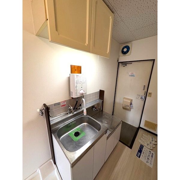 スターダスト石川0202号室 キッチン