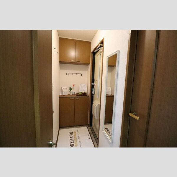 スマイルコート　3番館202号室 玄関