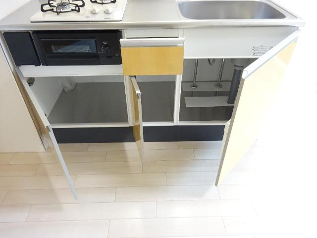 アイリスガーデンⅢ 下部収納