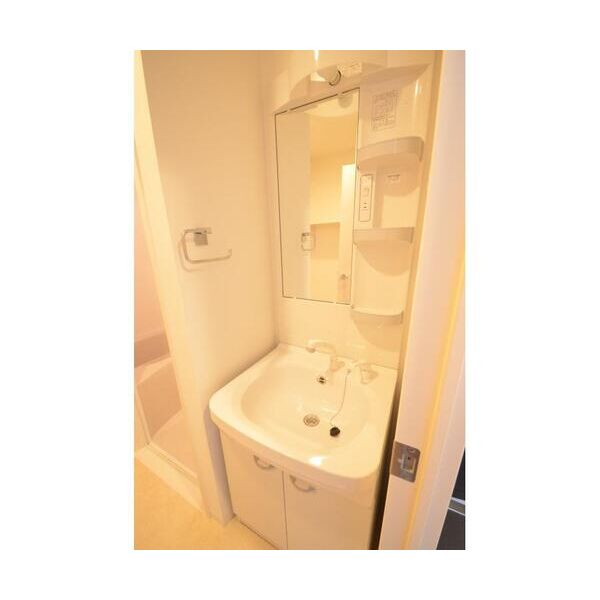 Gradito　Ryogoku402号室 洗面