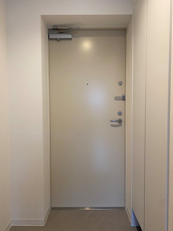 GENOVIA蕨0107号室 玄関