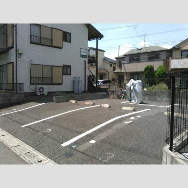 コーポ小野弐番館 駐車場