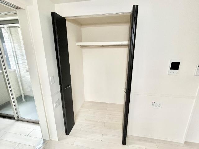 アプリコットＤ クローゼット