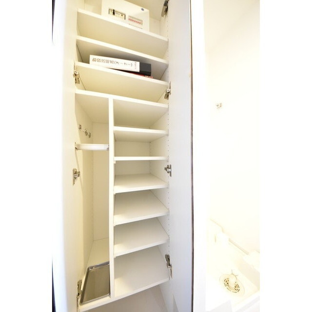 Court Blanche0519号室 内観