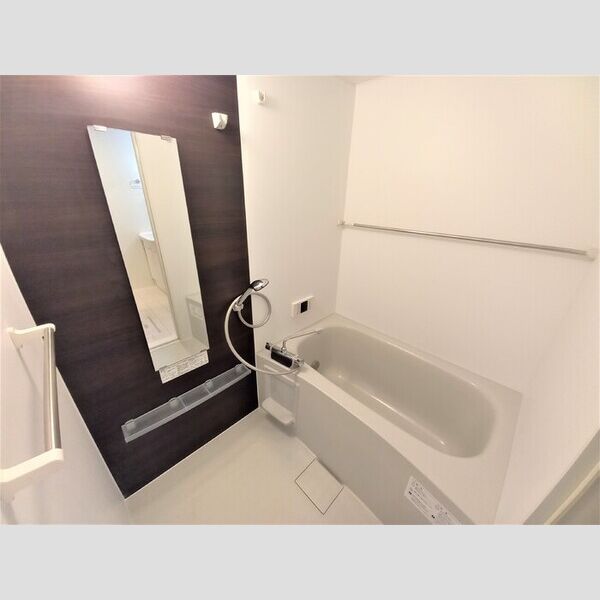 アンクレージュ201号室 バス