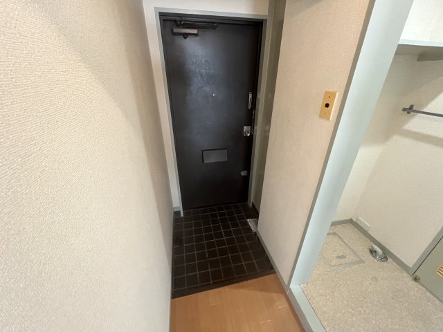 サニービラ越路 玄関
