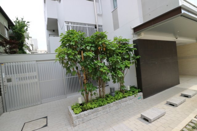 プラウドフラット学芸大学Ⅱ303号室 エントランス