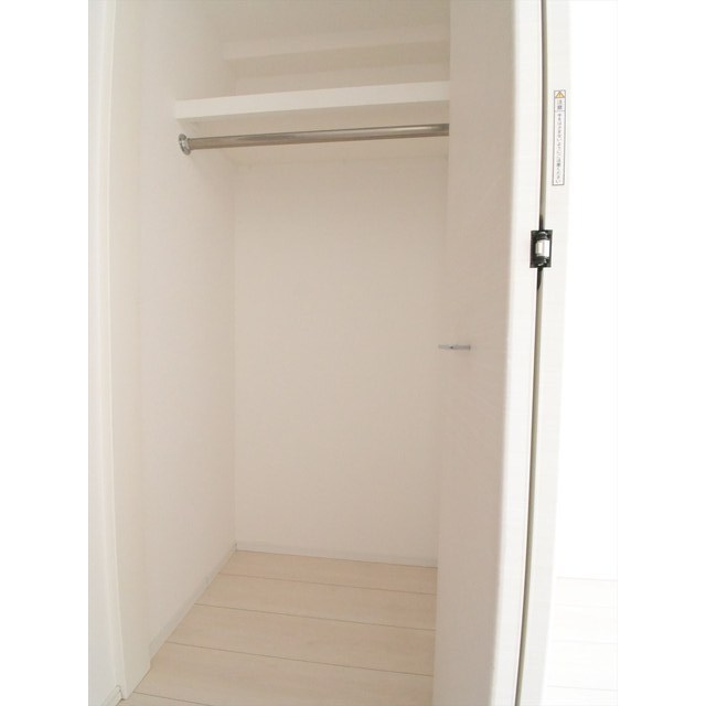 ルクレ上北沢ルネサンスコート0506号室 内観