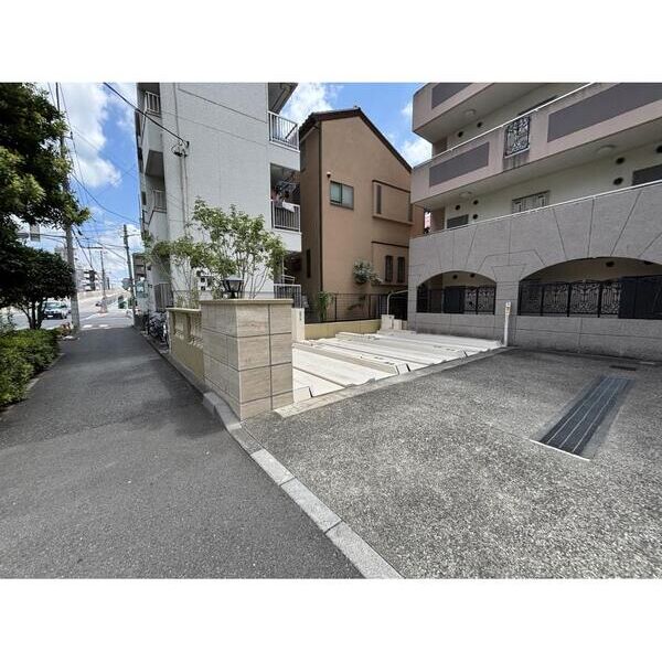 PARK　SQUARE与野 駐車場