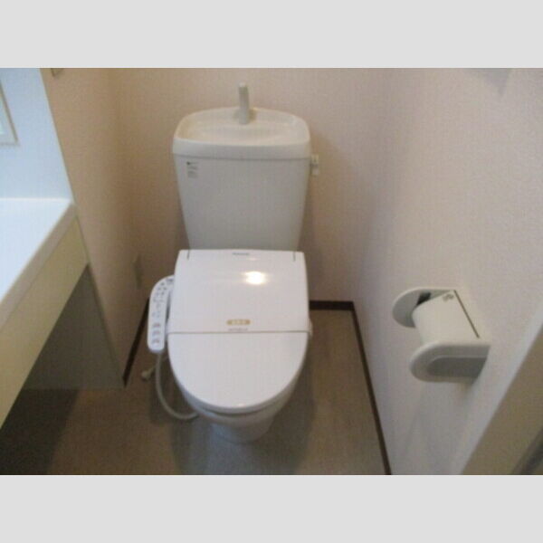 エミネンス上本郷 トイレ　温水洗浄暖房便座