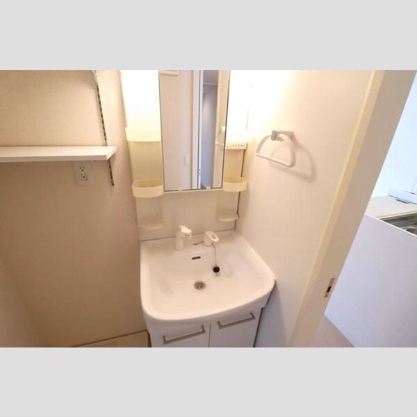 Strahl(シュトラール) 洗髪洗面化粧台