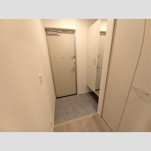プランドール蒲生南町Ⅱ202号室 玄関
