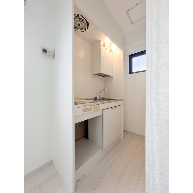 国立ヒルズ 内観