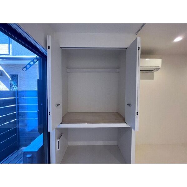 スヴァートブルン2F号室 収納