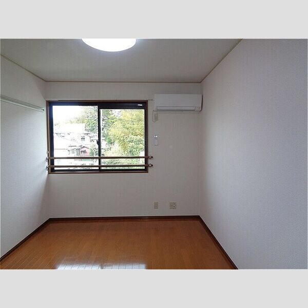 サンパティーク　A301号室 洋室