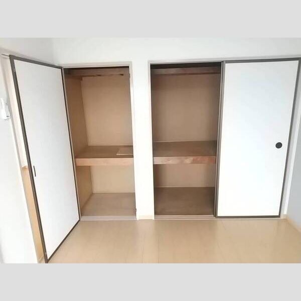 中野ハイム 押入