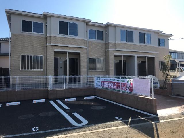 グローリア湘南 外観写真（昼）