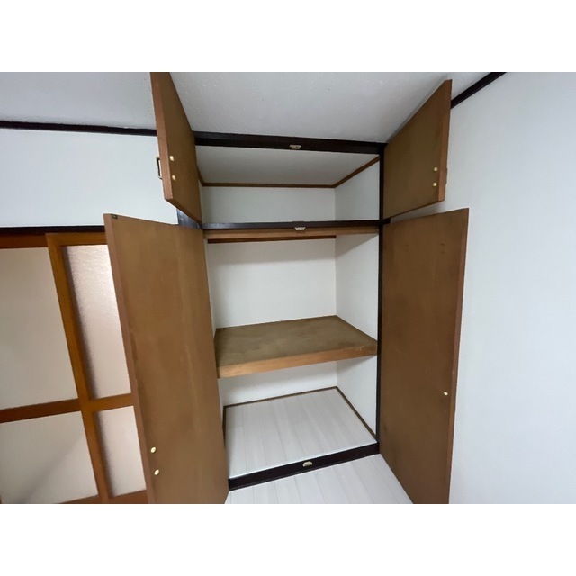 ちとせハイム203号室 内観