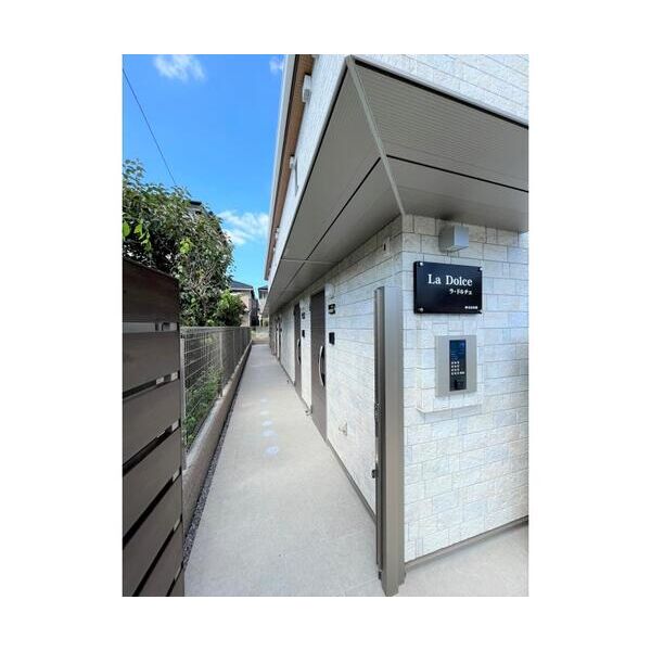 ラ・ドルチェ エントランス