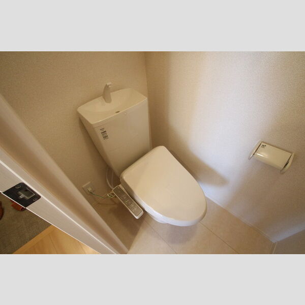 Sunny Flat Kamiya(サニーフラットカミヤ) 温水洗浄暖房便座