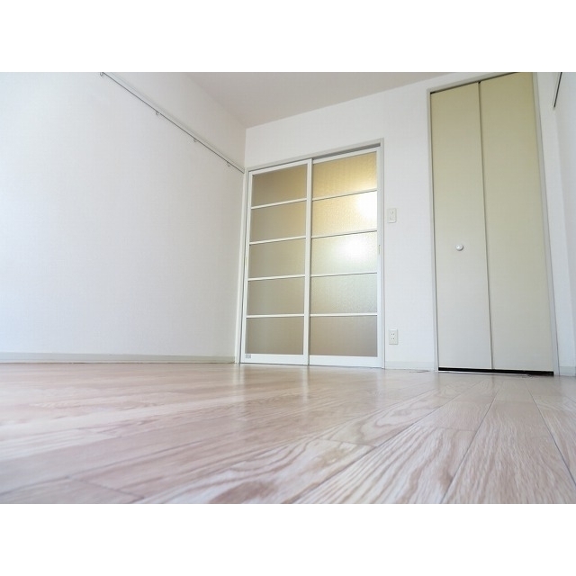 セゾン世田谷0102号室 居室