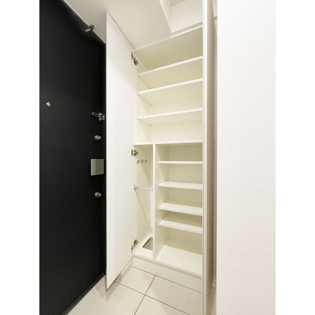 ＡＲＫＭＡＲＫ志茂Ｓｔａ．0901号室 靴箱