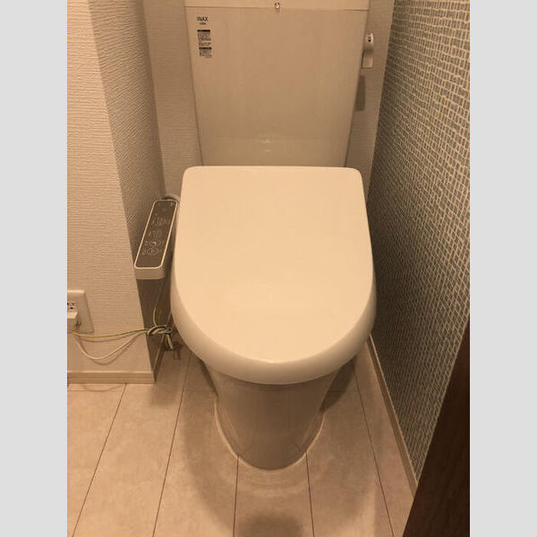 グランデュール　A A302号室　トイレ