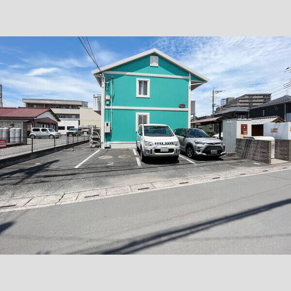 プリモ　3 駐車場