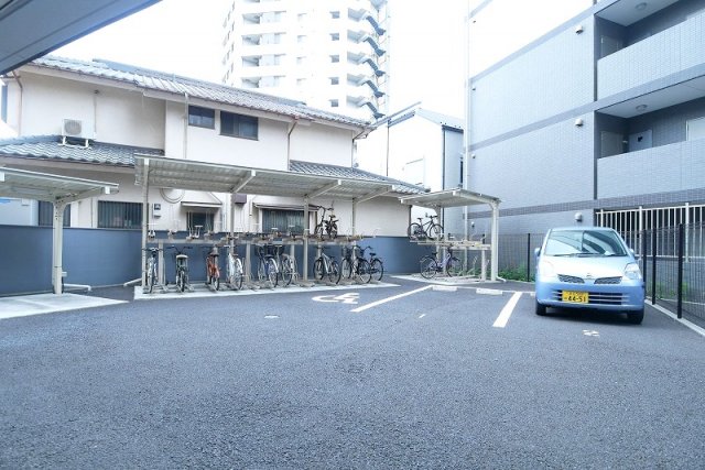 グランドパーク親水公園7階 外観