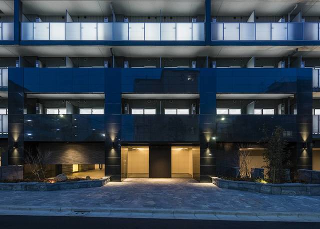 グランド・ガーラ大島2階 エントランスです