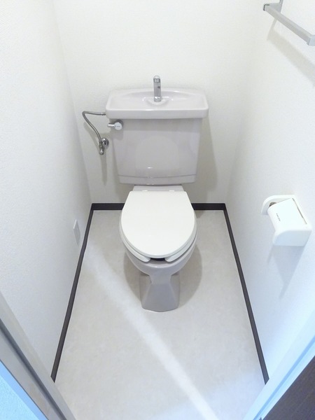 コスモ横浜大通公園 トイレ