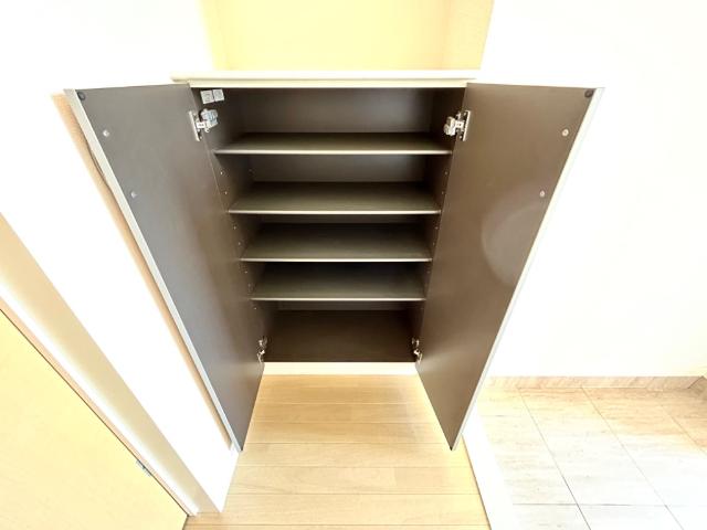 クレシアＫ 下駄箱