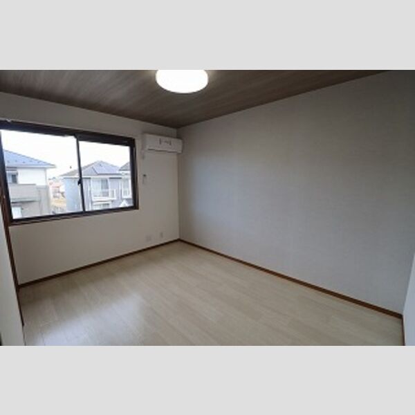 アルカイックシャトー　東館201号室 洋室