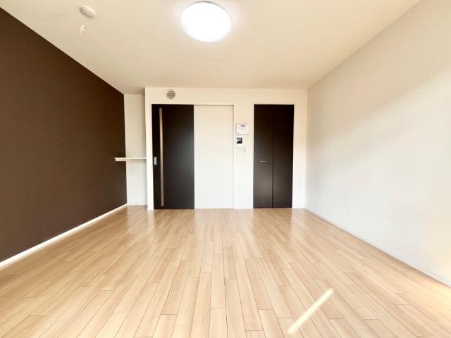 サン　コンフォート202号室 洋室