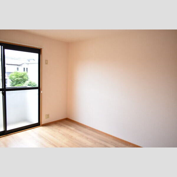 プリムヴェールファイヴ202号室 洋室6帖