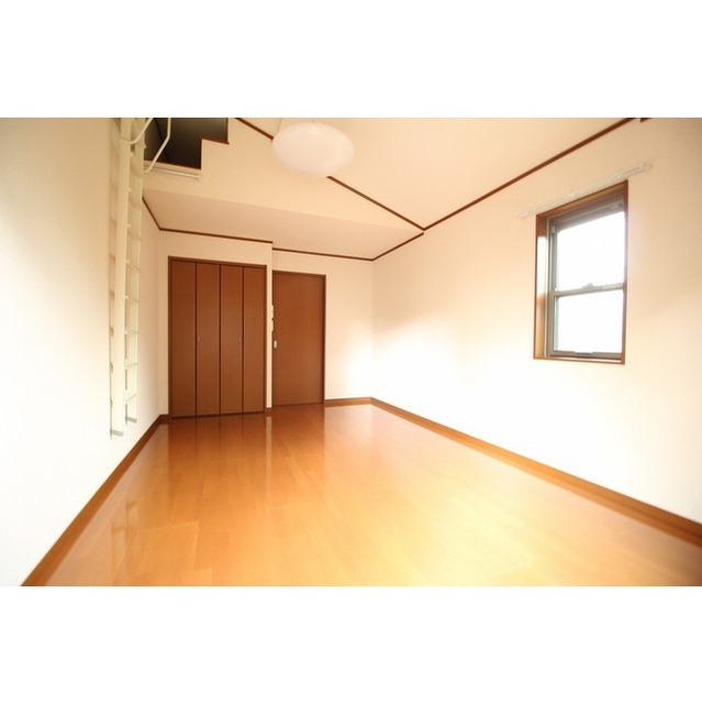 アムール エフ 弐番館 内観